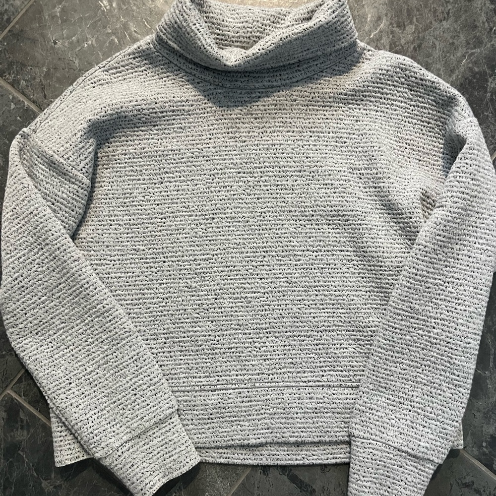 Calia lunar jacquard funnel neck 
Only worn a few times
Medium